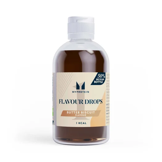 Een doorzichtige plastic fles met een witte dop, gevuld met bruine vloeistof en een etiket.