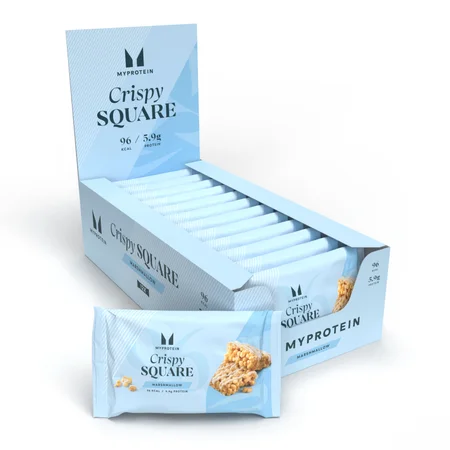 Een doos met twaalf individueel verpakte Myprotein Rice Crispy Protein Squares, met vanille marshmallow smaak.