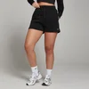 Zwarte dames short met trekkoord, losse pasvorm en klein wit logo op de pijp.