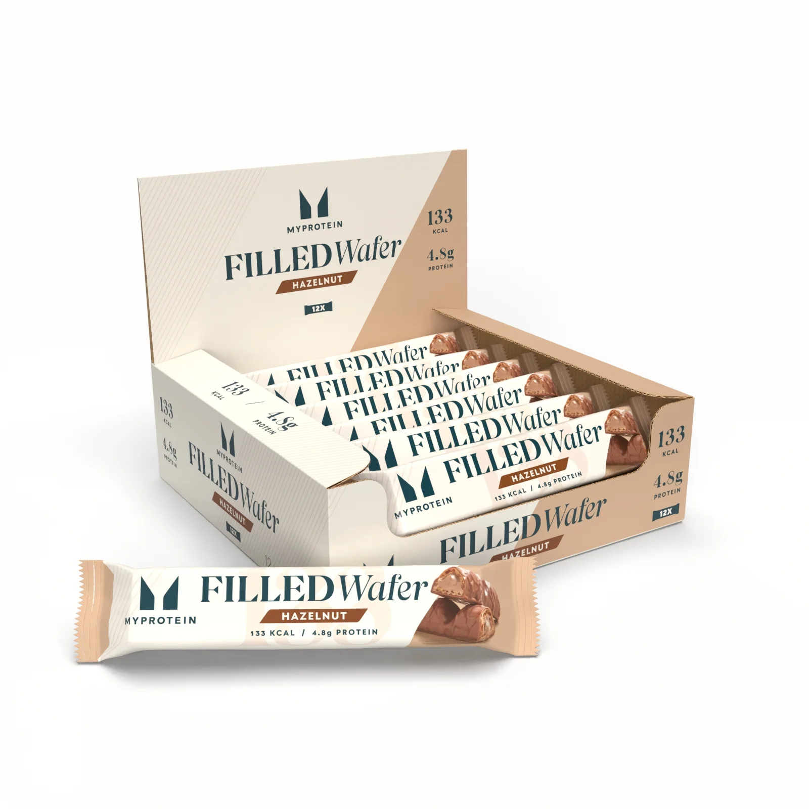Een doos met hazelnoot gevulde wafels van Myprotein, met een losse wafel ervoor.