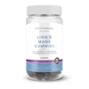 Een doorzichtige pot met Lion's Mane gummies, paars van kleur, met een wit etiket en deksel.