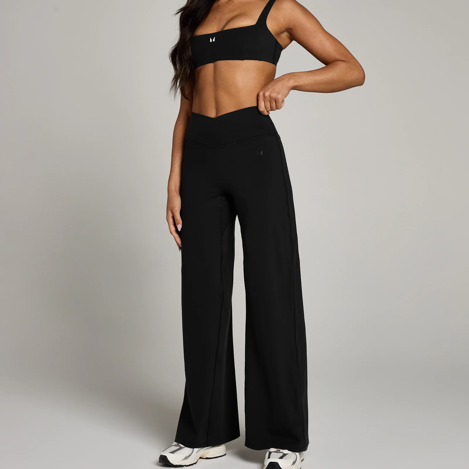 MP Studio gekruiste legging met wijde pijpen voor dames - Zwart - L Afbeelding 1