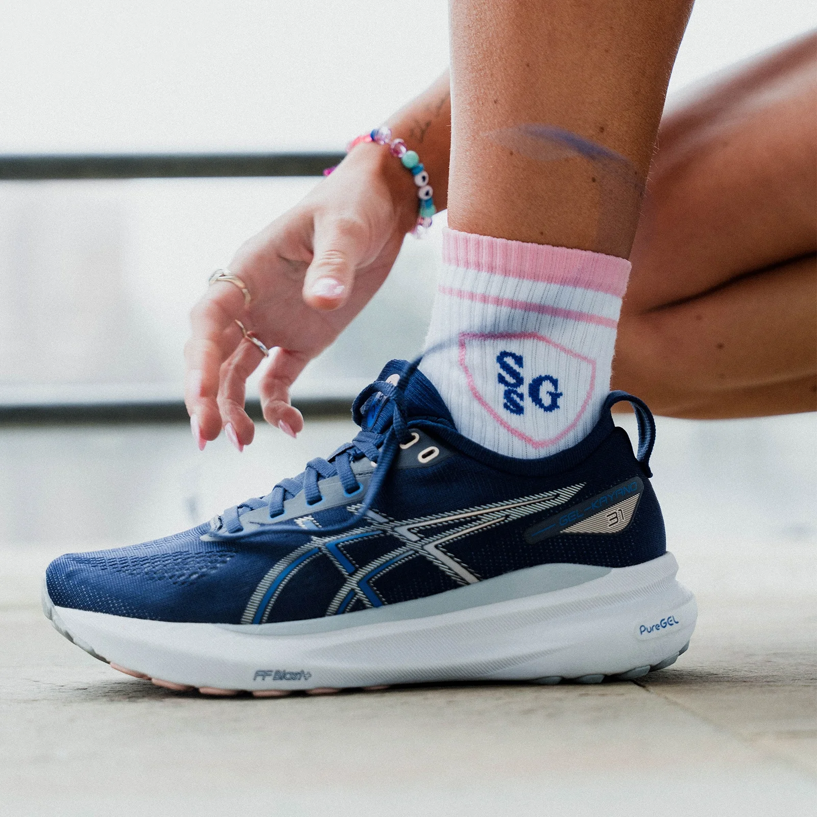 MP Strong Girl Society middelhoge sokken (verpakking met één stuks) - Wit - UK 2-5 Afbeelding 1