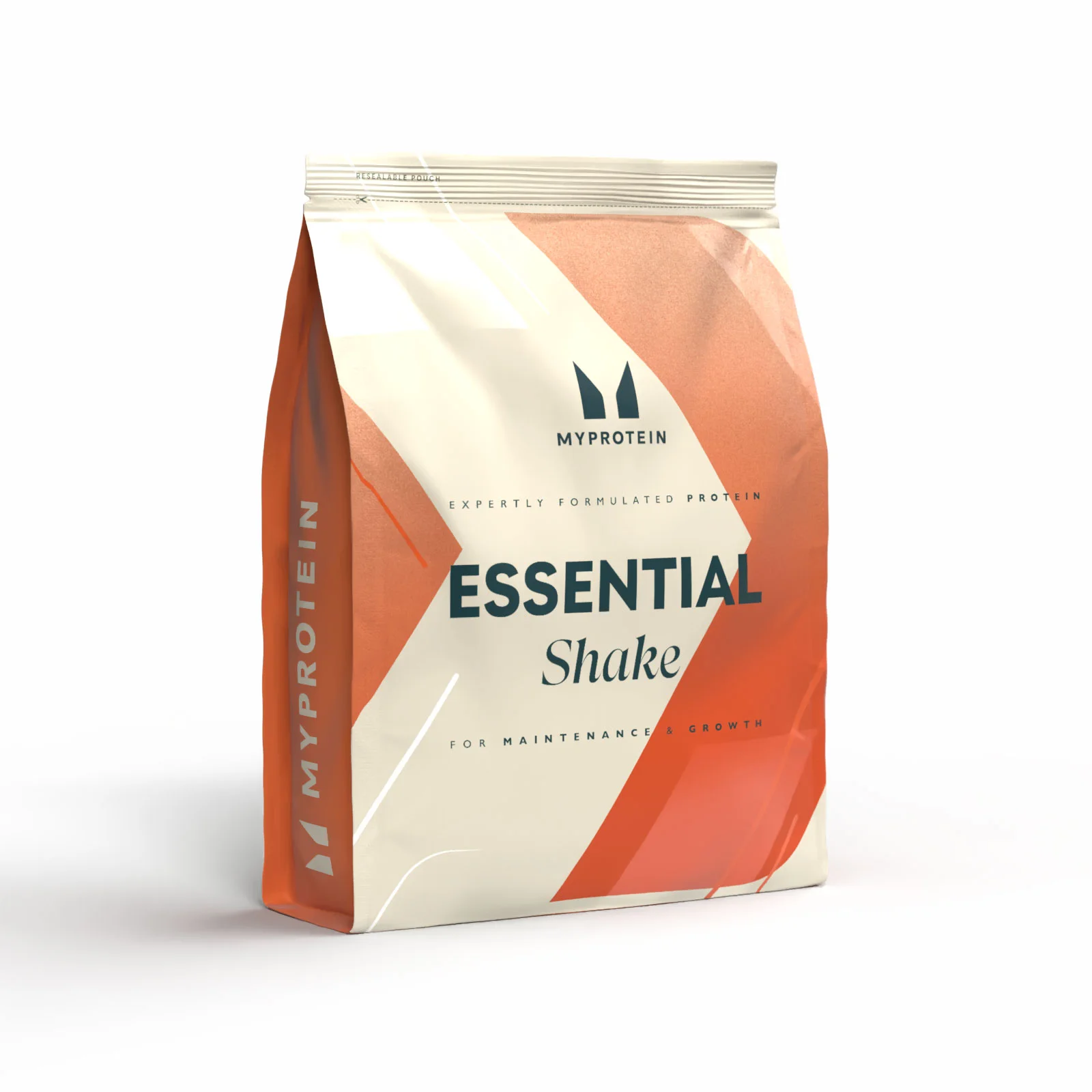 Een witte zak met oranje accenten, met de tekst "Essential Shake" en het Myprotein logo.